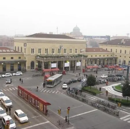 Πανσιόν Bed Station Μπολόνια